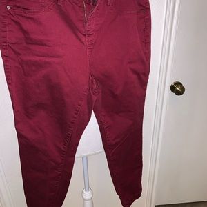 Dark red skinny jean NW